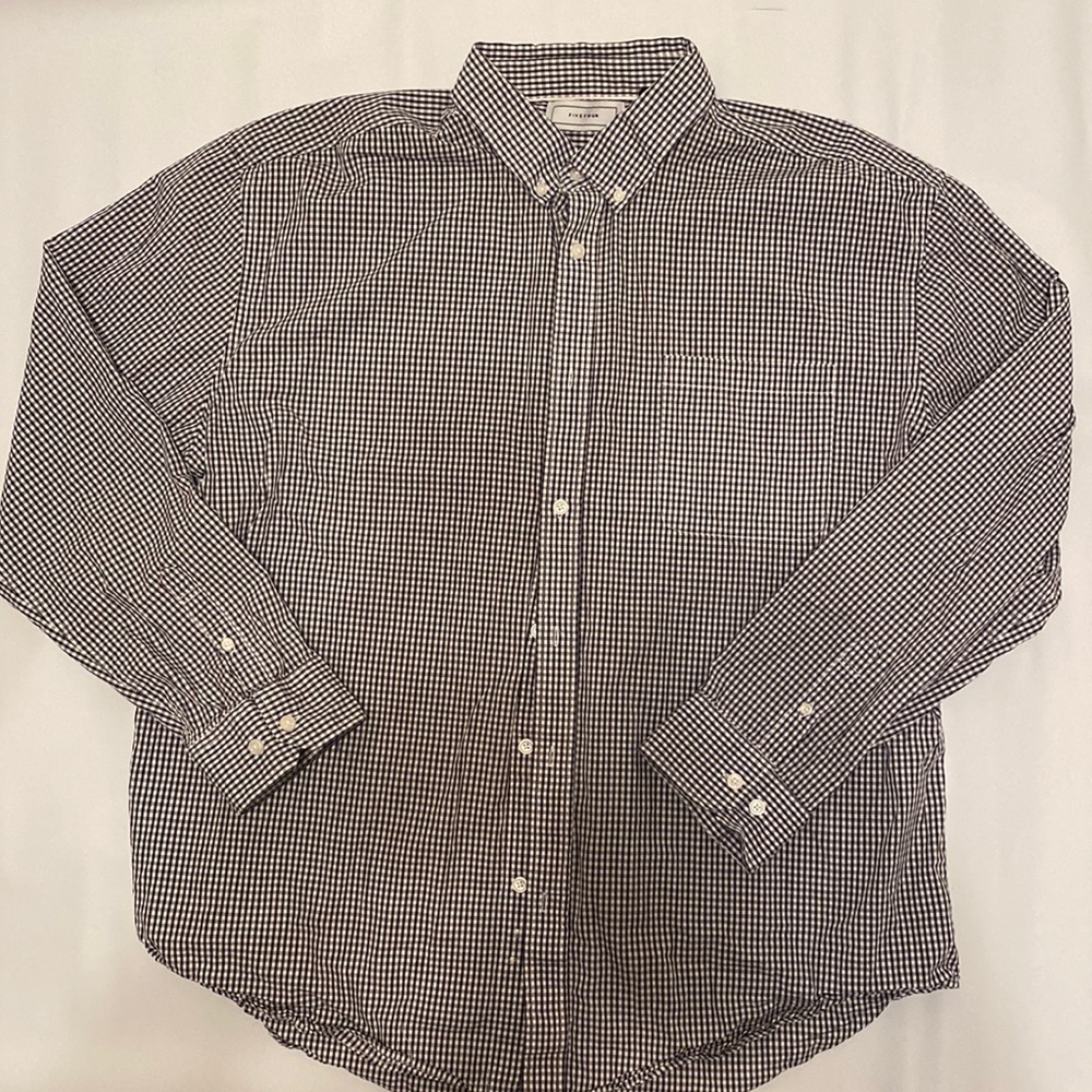 FiveFour Men’s long sleeve button down shirt